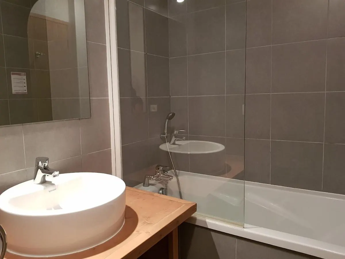 Appartement 3 Pieces A Arc 1600, 8 Personnes, Acces Piscine Et Sauna, Proche Pistes Et Commerces - Fr-1-411-336 Les Arcs  Les Arcs (Savoie)